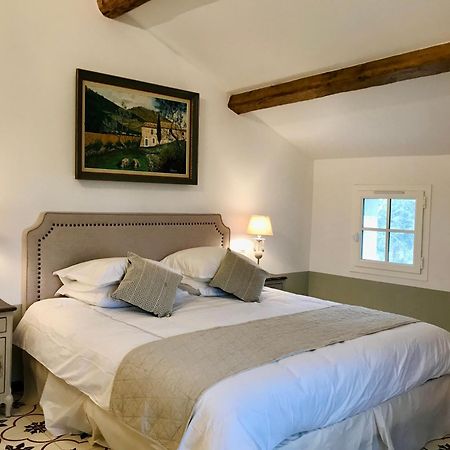 Domaine De La Brave Bed & Breakfast แปร์นส์-เลส์-ฟงแตนส์ ภายนอก รูปภาพ