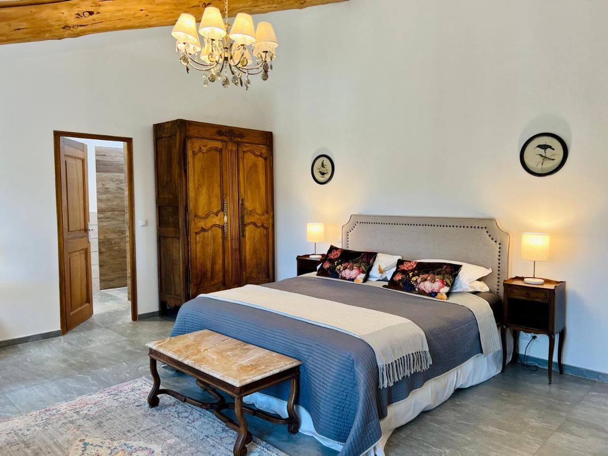 Domaine De La Brave Bed & Breakfast แปร์นส์-เลส์-ฟงแตนส์ ภายนอก รูปภาพ